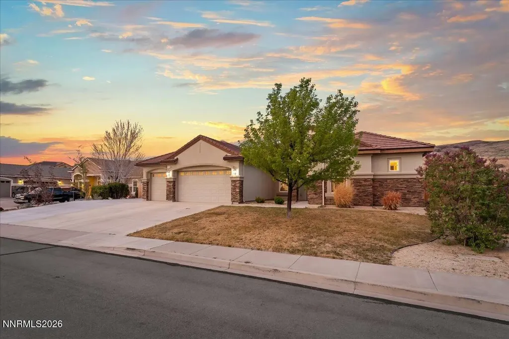 7939 Orange Plains Sparks NV 89436
