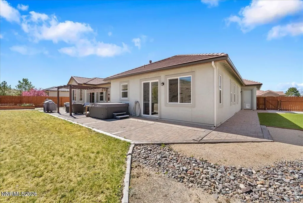 7939 Orange Plains Sparks NV 89436
