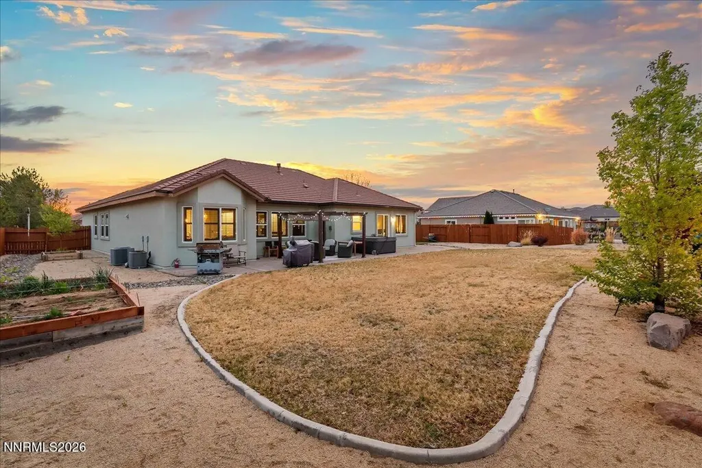 7939 Orange Plains Sparks NV 89436
