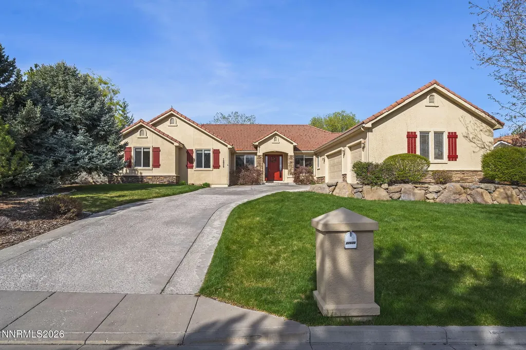 12635 Silver Wolf Reno NV 89511