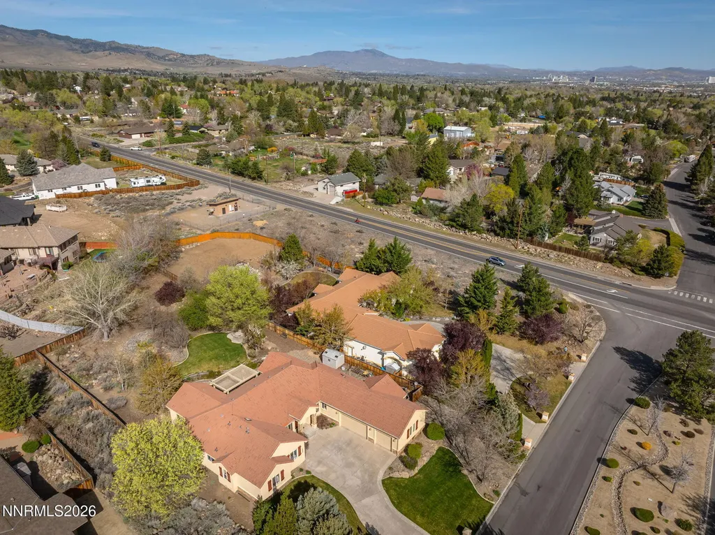 12635 Silver Wolf Reno NV 89511