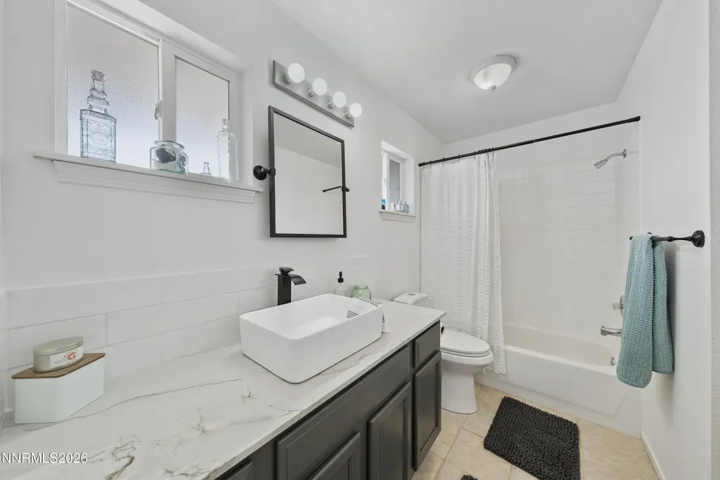 2833 Fuller Minden NV 89423