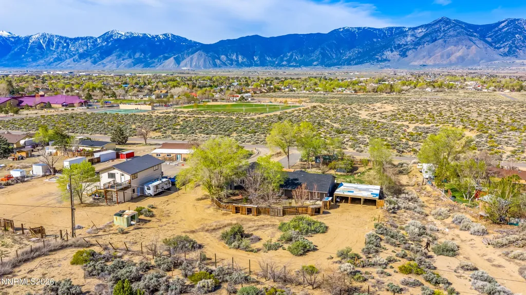 2833 Fuller Minden NV 89423