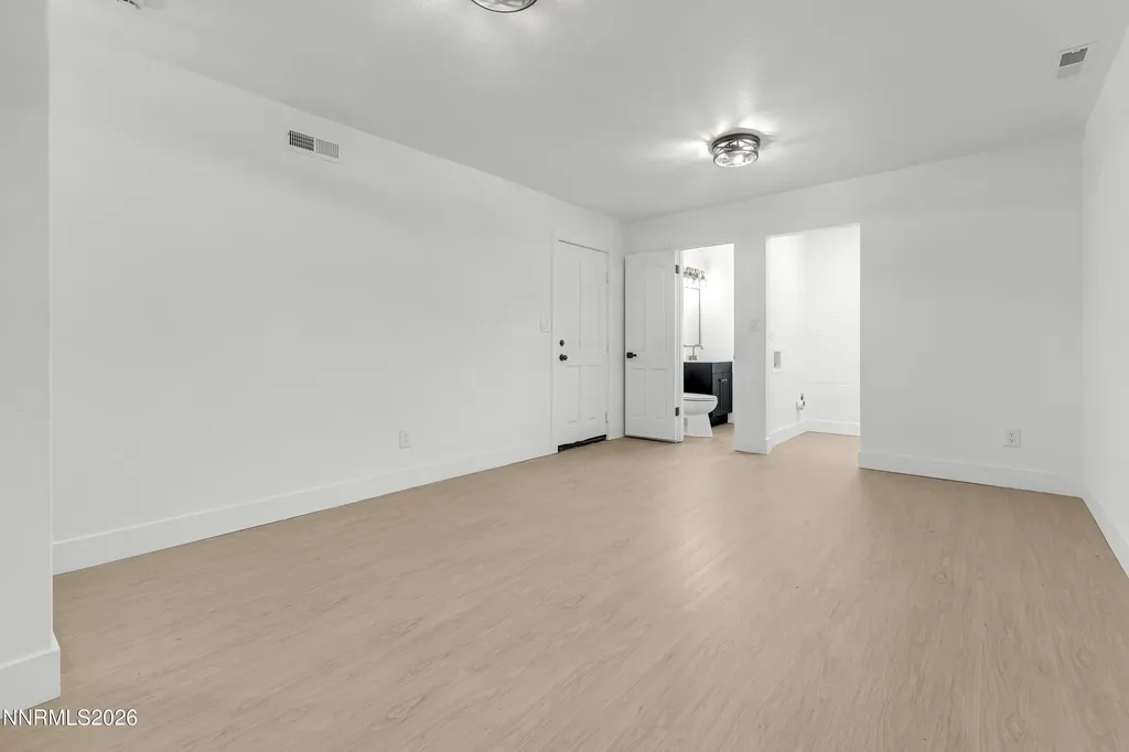 2560 Valmar Reno NV 89503