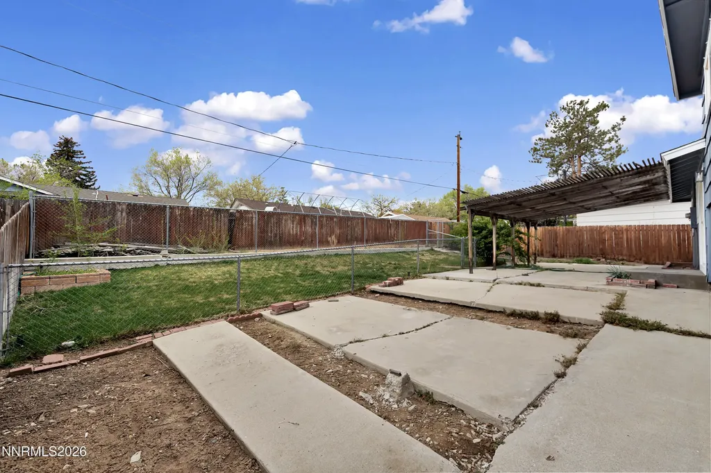 2560 Valmar Reno NV 89503