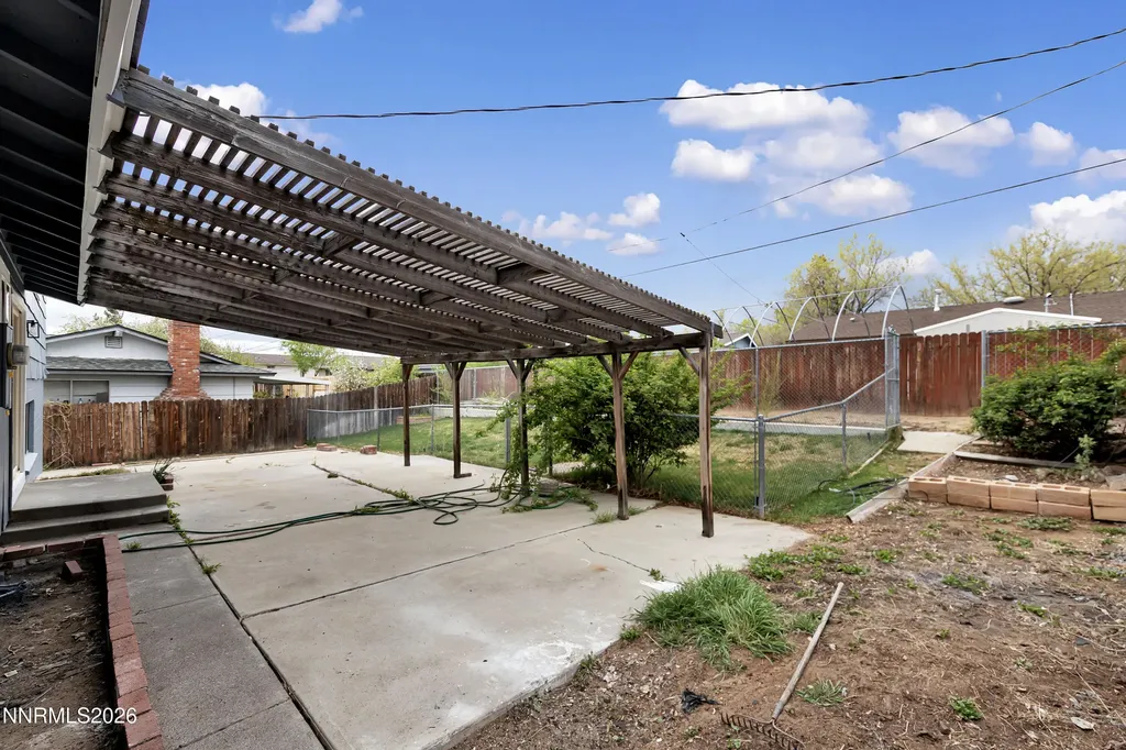 2560 Valmar Reno NV 89503