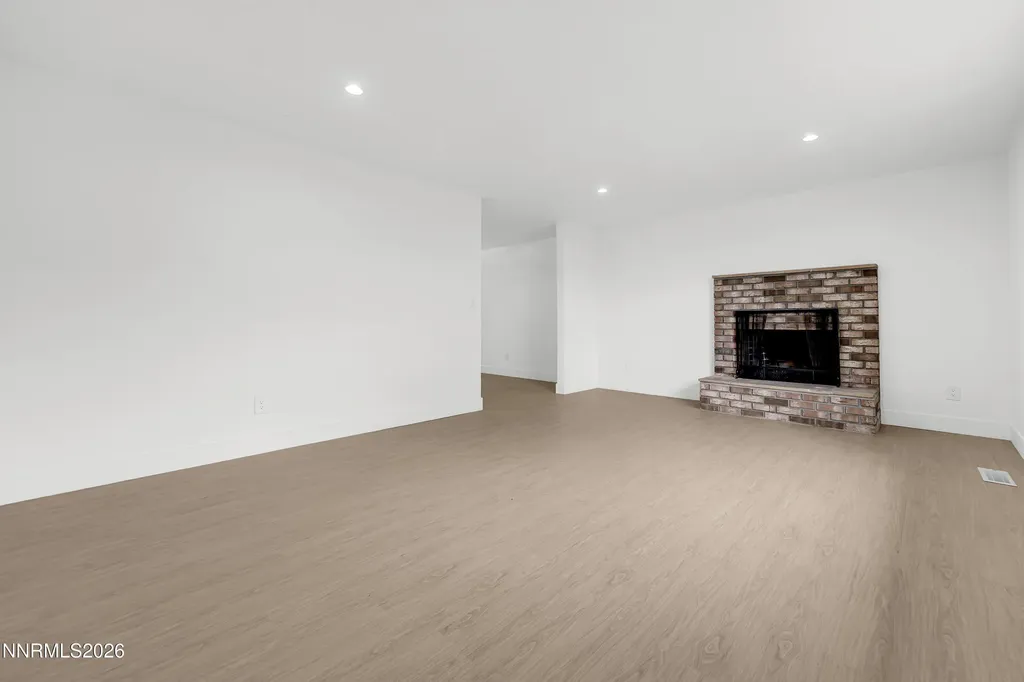 2560 Valmar Reno NV 89503
