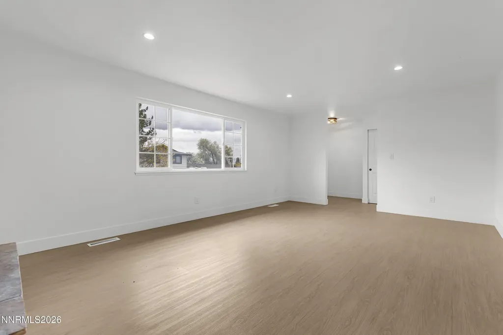 2560 Valmar Reno NV 89503