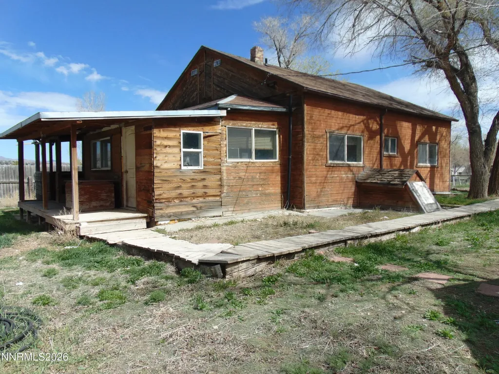 4260 Diane Elko NV 89801
