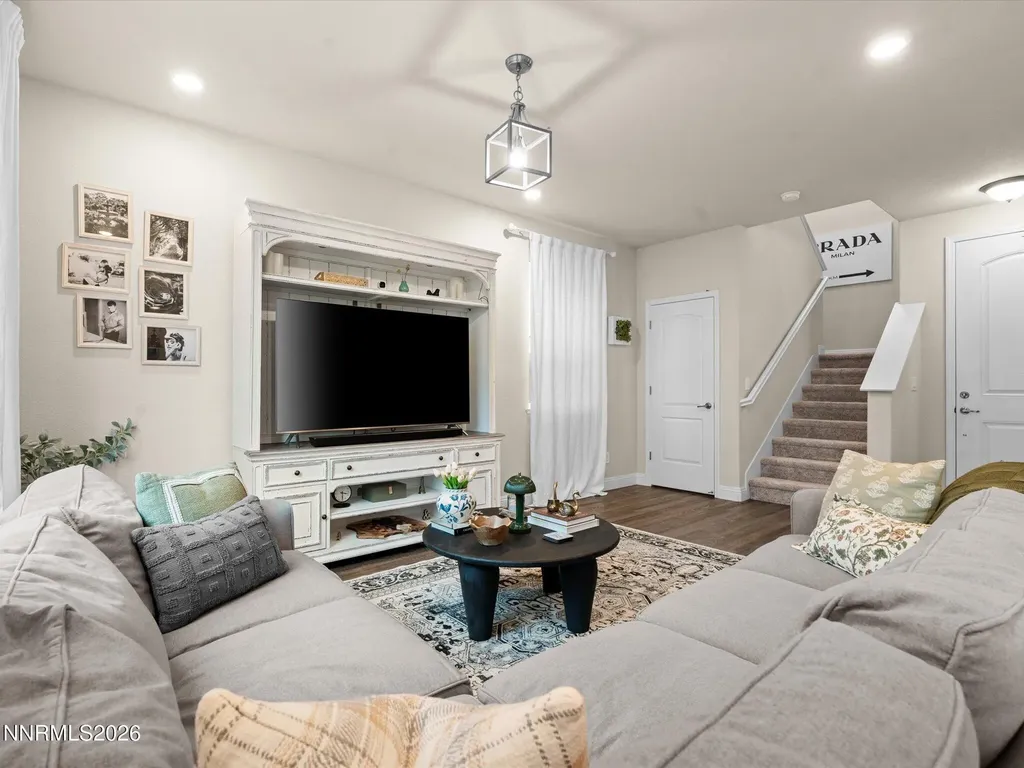 2265 Symphony Reno NV 89521