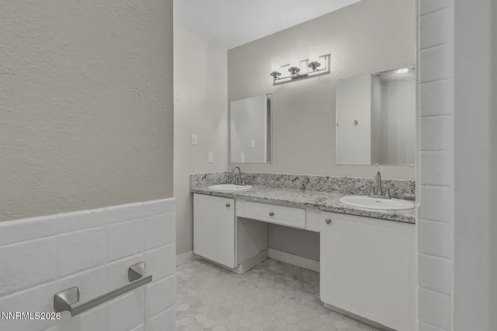 585 Smithridge Reno NV 89502