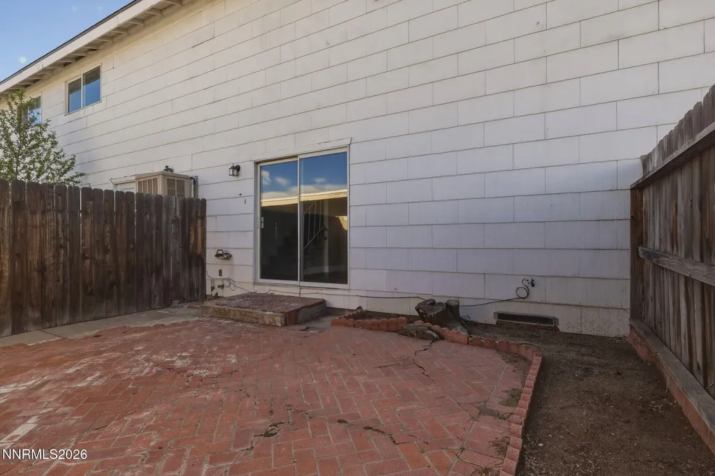 585 Smithridge Reno NV 89502