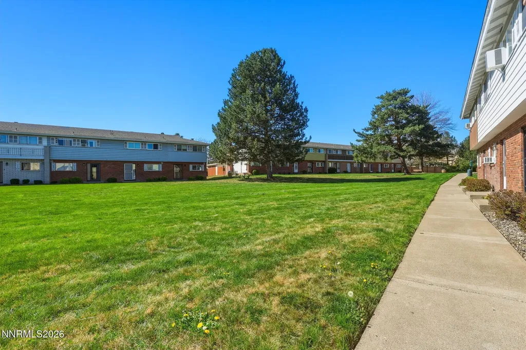 585 Smithridge Reno NV 89502