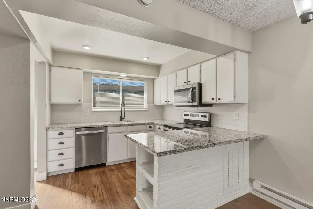 585 Smithridge Reno NV 89502