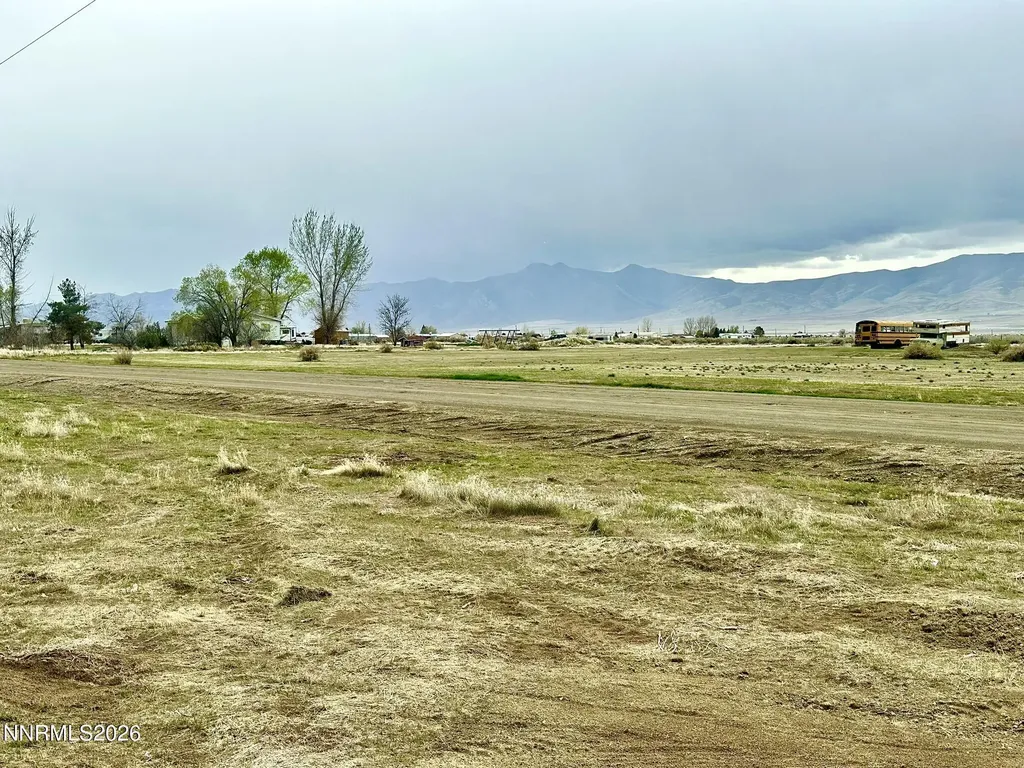 225 Hawk Winnemucca NV 89445