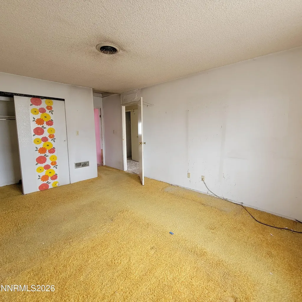 612 F Hawthorne NV 89415