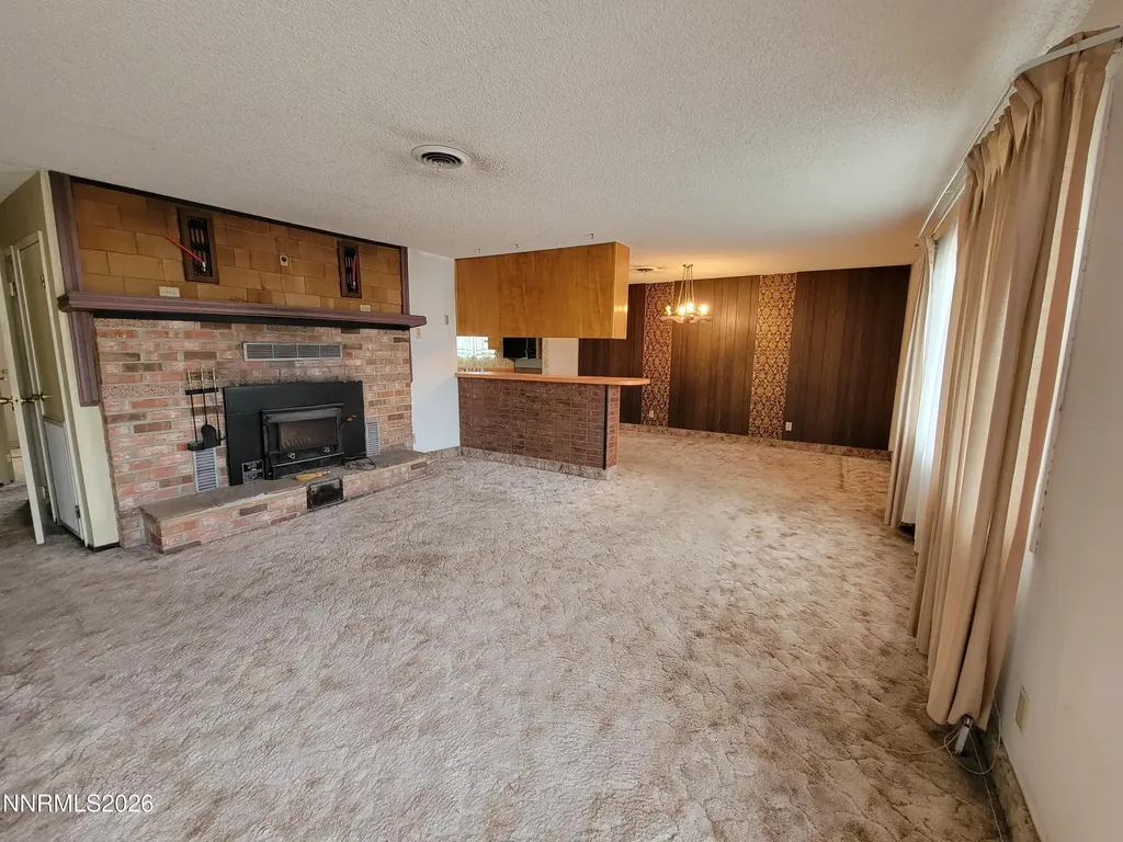 612 F Hawthorne NV 89415