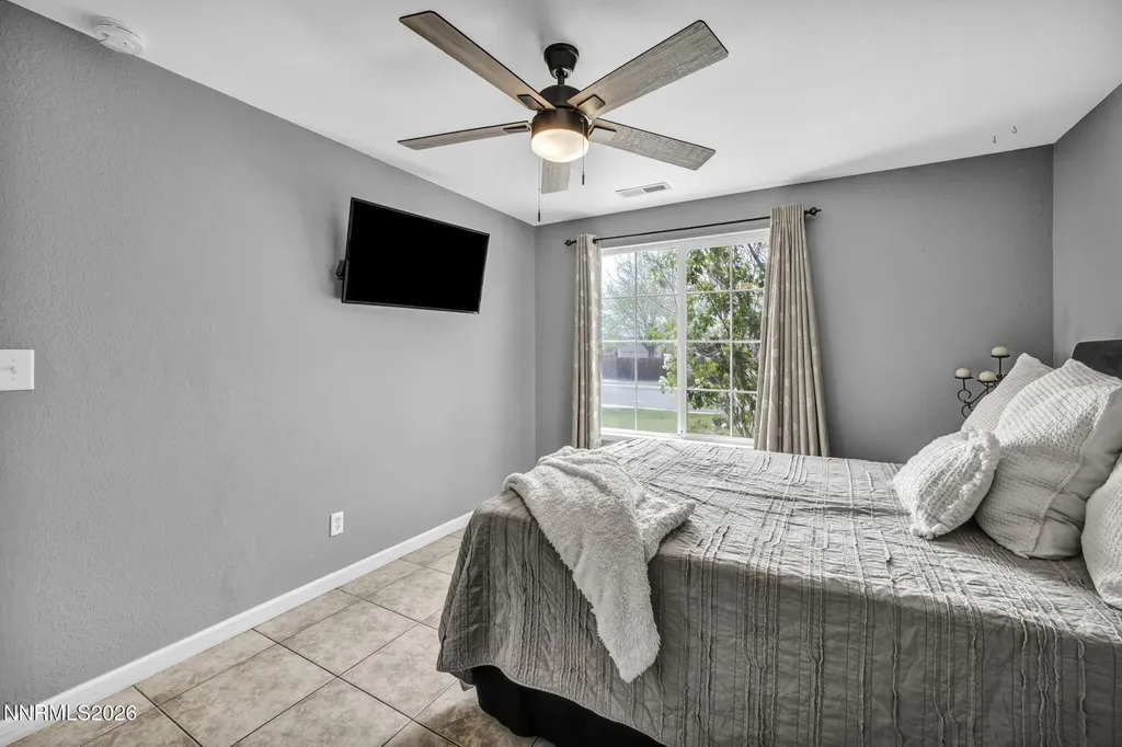 522 Sugarloaf Dayton NV 89403