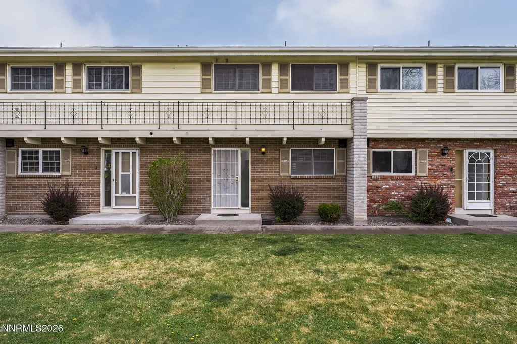 227 Smithridge Reno NV 89502