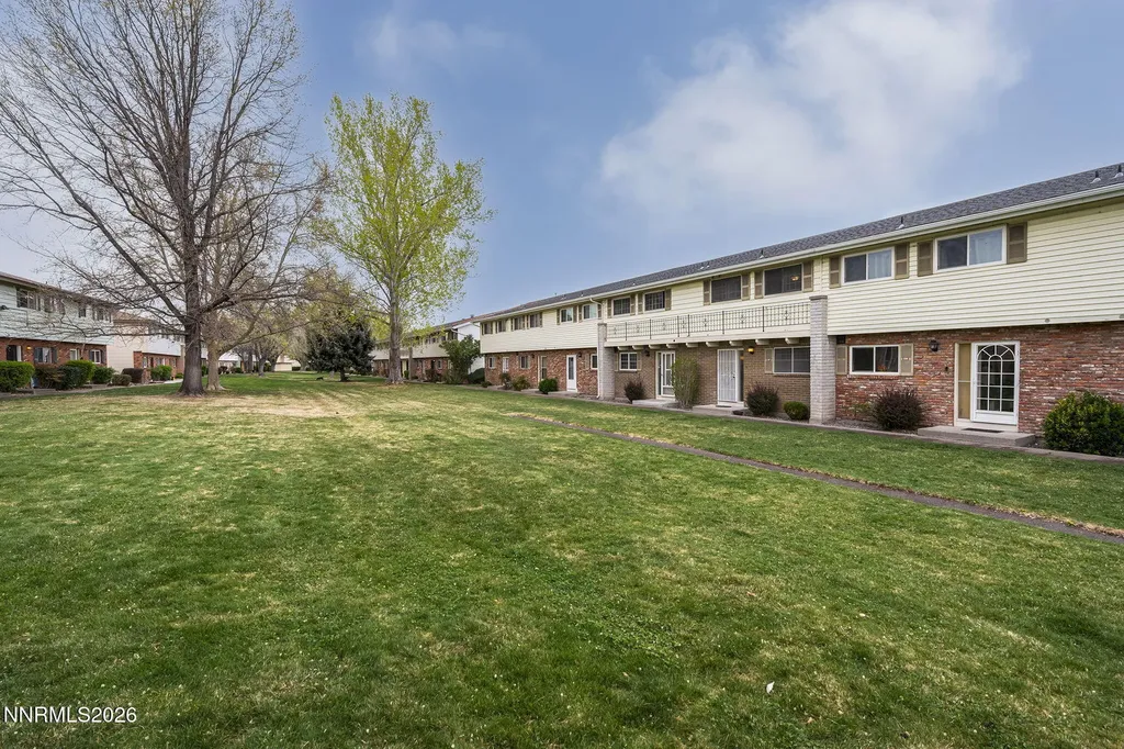 227 Smithridge Reno NV 89502