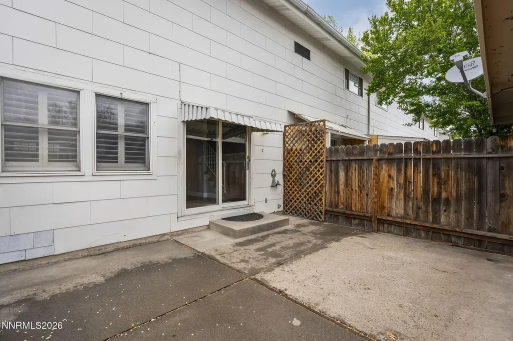 227 Smithridge Reno NV 89502