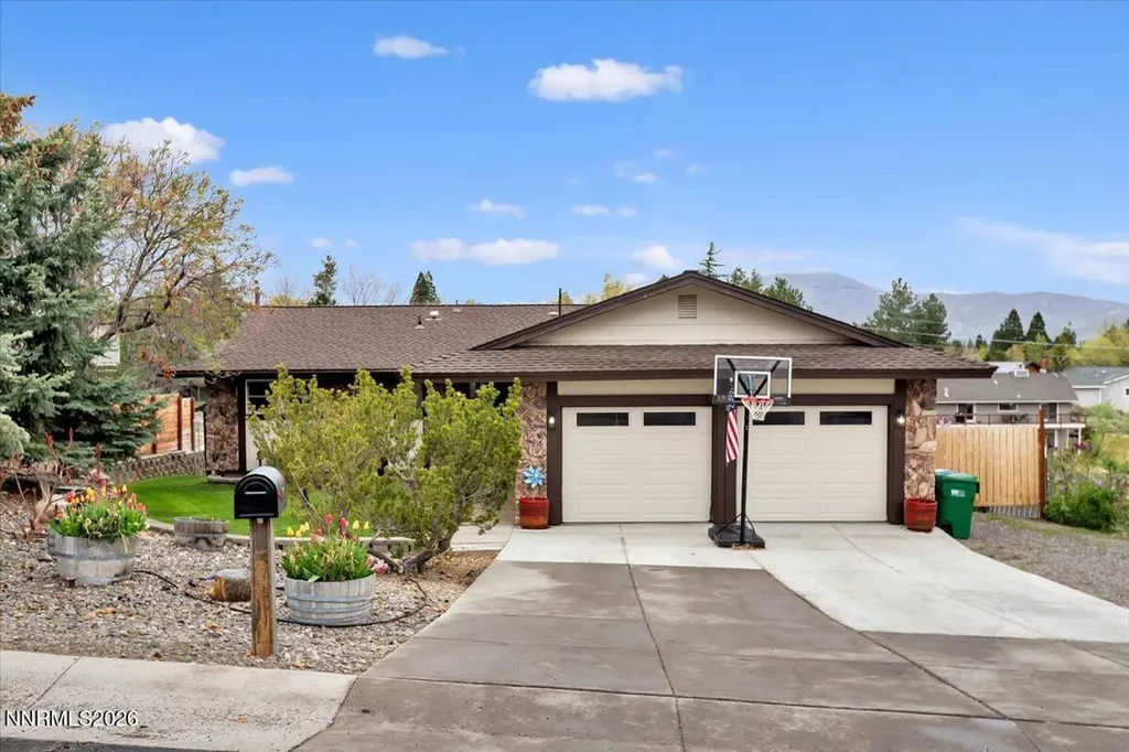 2975 Markridge Reno NV 89509