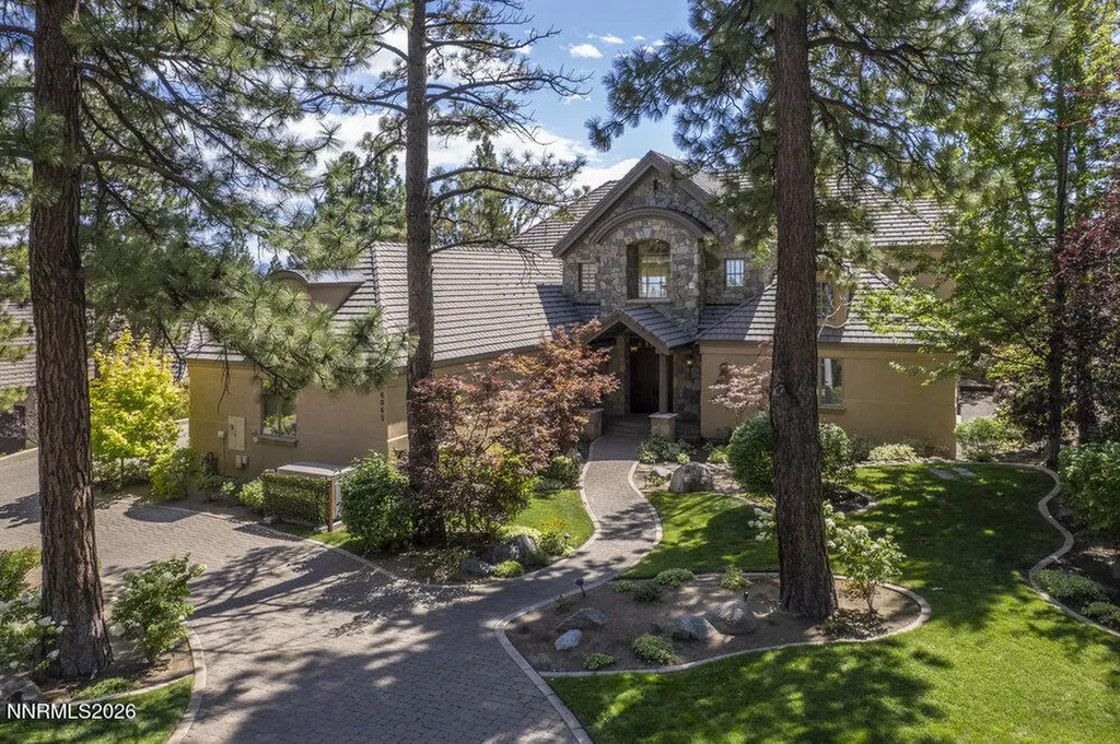6065 Lake Geneva Reno NV 89511