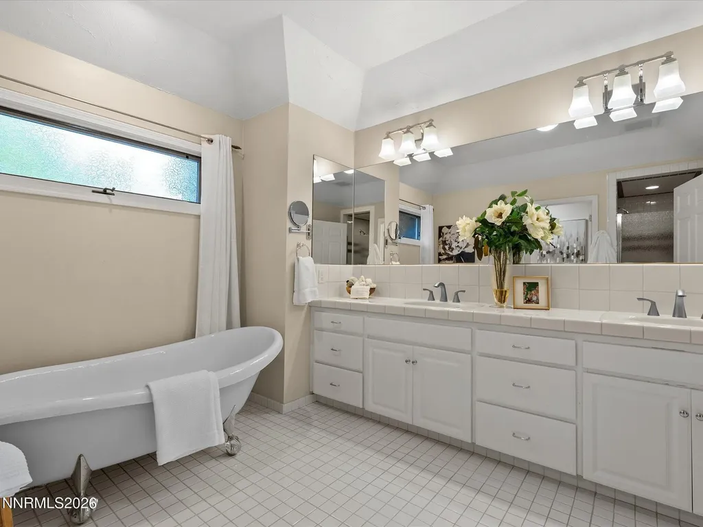 2275 Schooner Reno NV 89519