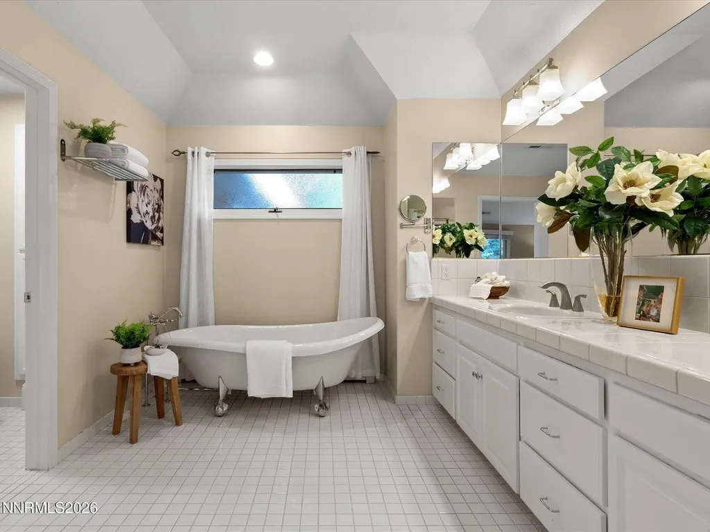 2275 Schooner Reno NV 89519