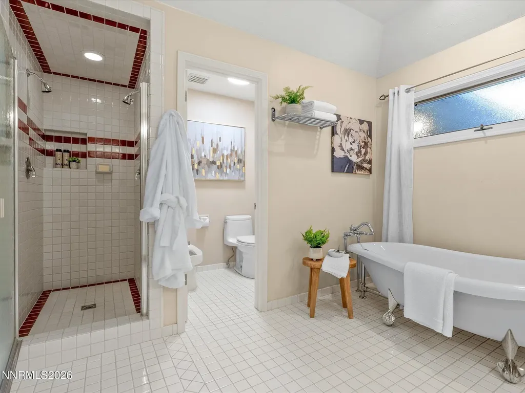 2275 Schooner Reno NV 89519