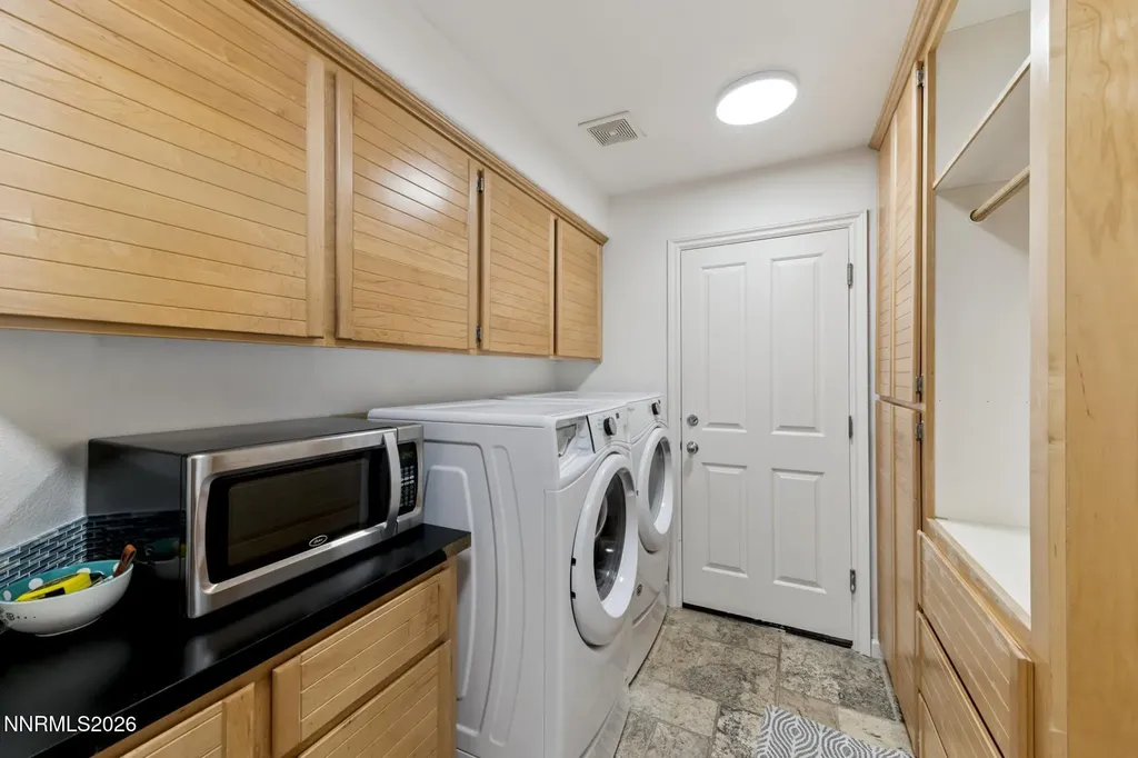1608 Valley Gardnerville NV 89410