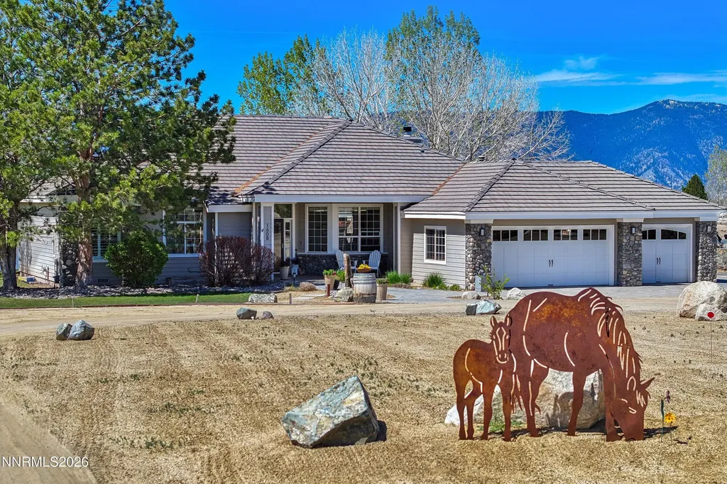 1608 Valley Gardnerville NV 89410