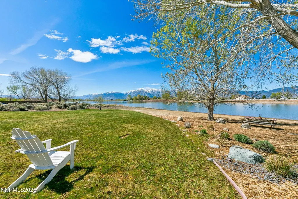 1608 Valley Gardnerville NV 89410