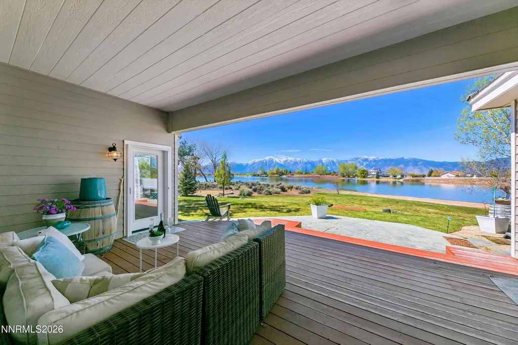 1608 Valley Gardnerville NV 89410