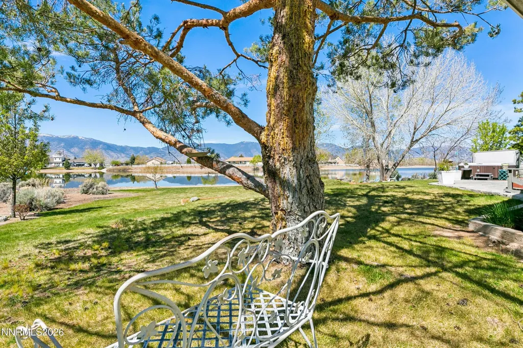 1608 Valley Gardnerville NV 89410