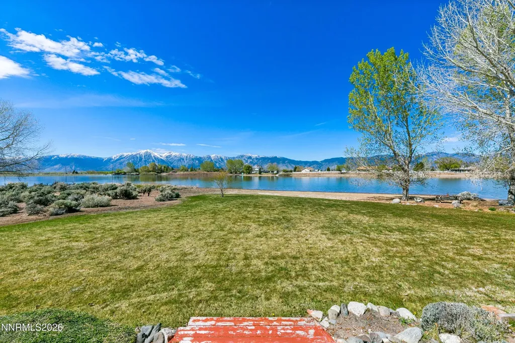 1608 Valley Gardnerville NV 89410