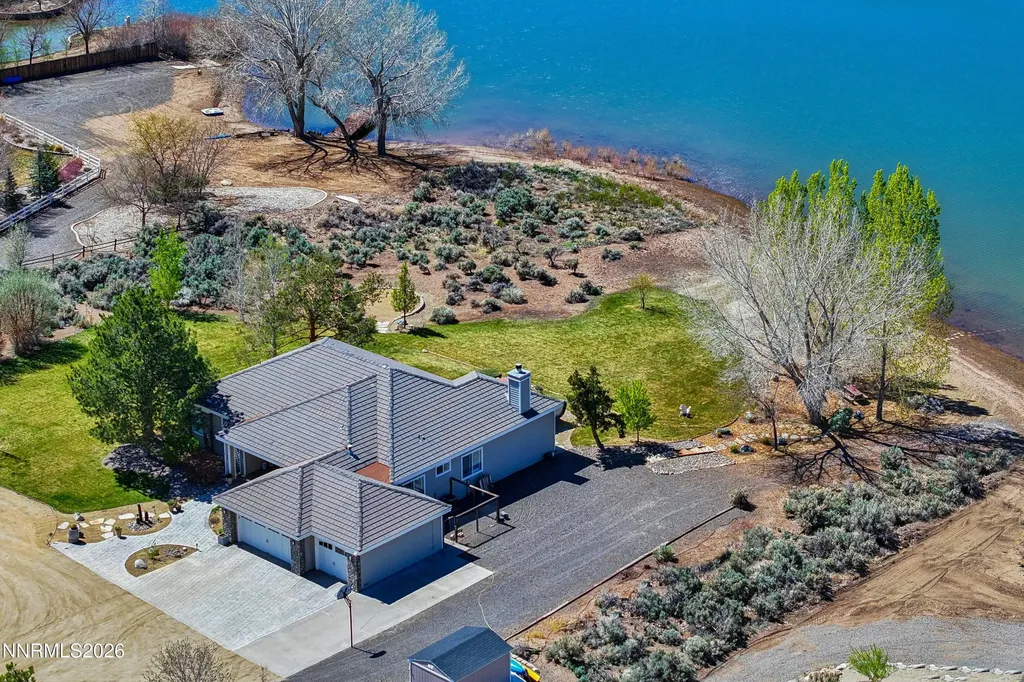 1608 Valley Gardnerville NV 89410