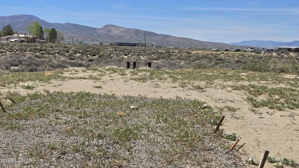 3535 Cedar Silver Springs NV 89429