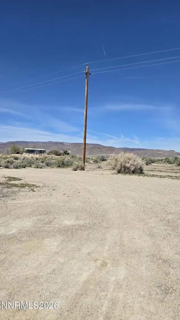 3535 Cedar Silver Springs NV 89429