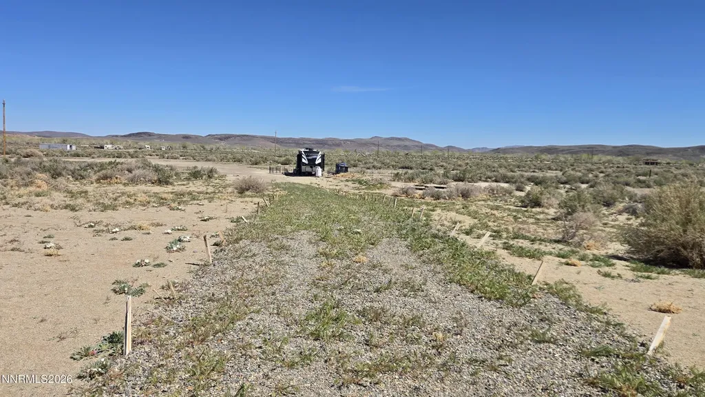 3535 Cedar Silver Springs NV 89429