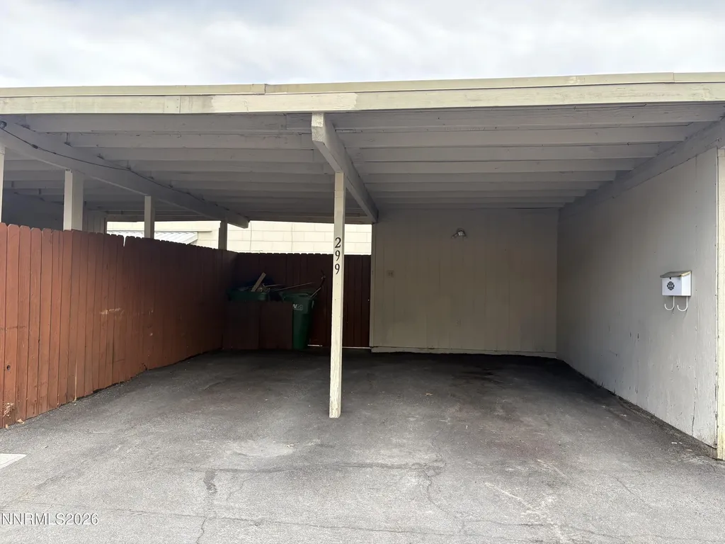 299 Smithridge Reno NV 89502
