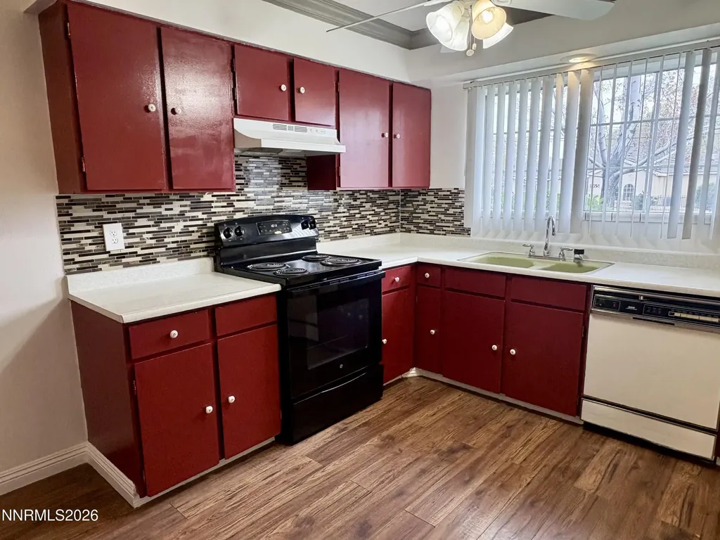 299 Smithridge Reno NV 89502