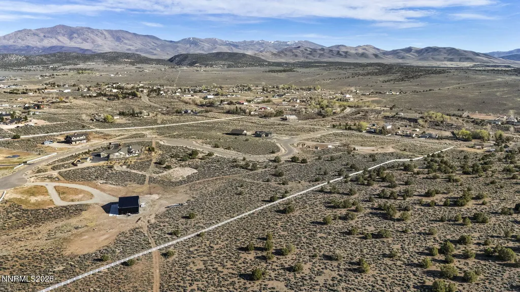 1374 Hunters Point Gardnerville NV 89410