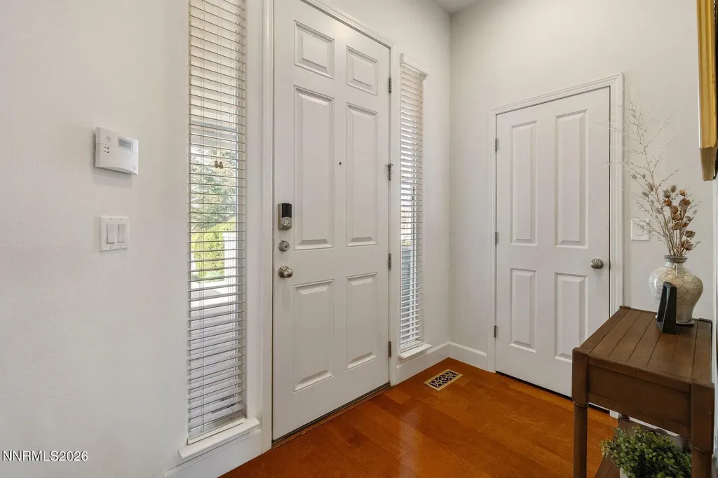 1239 Turnberry Sparks NV 89436