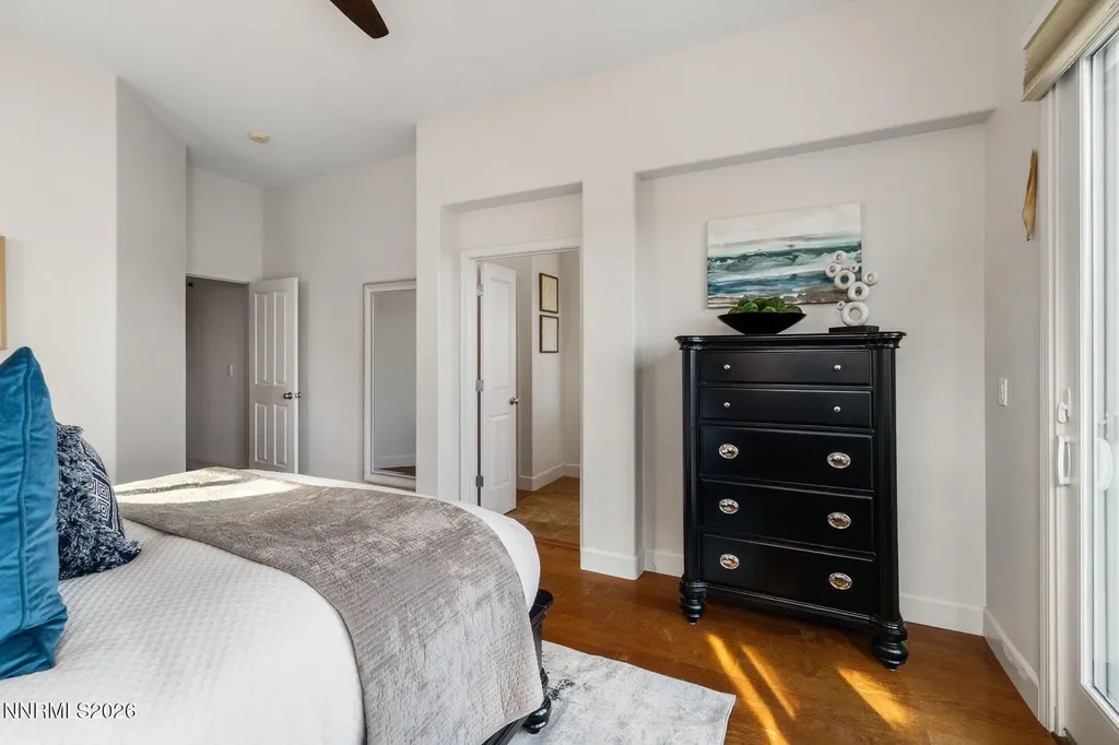 1239 Turnberry Sparks NV 89436