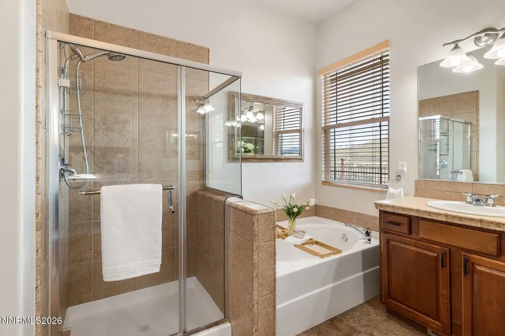 1239 Turnberry Sparks NV 89436