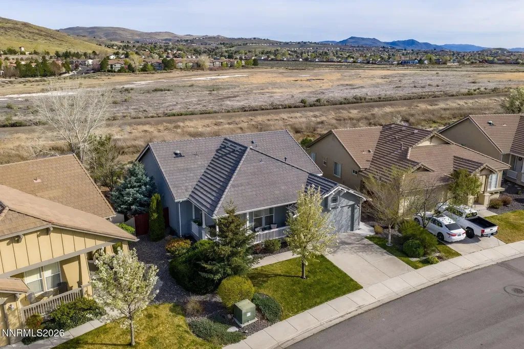 1239 Turnberry Sparks NV 89436
