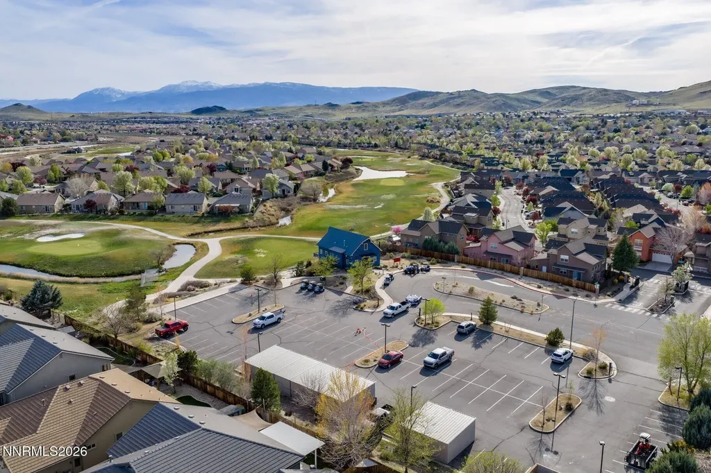 1239 Turnberry Sparks NV 89436
