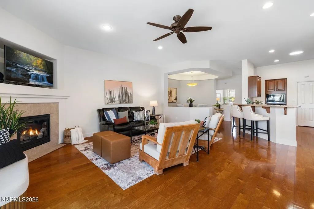 1239 Turnberry Sparks NV 89436