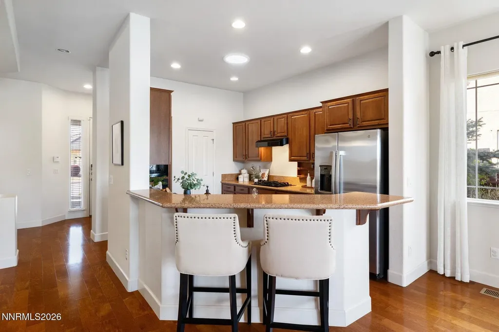 1239 Turnberry Sparks NV 89436